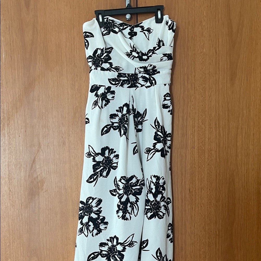 Romeo & Juliet Couture Strapless Black and White Jumpsuit